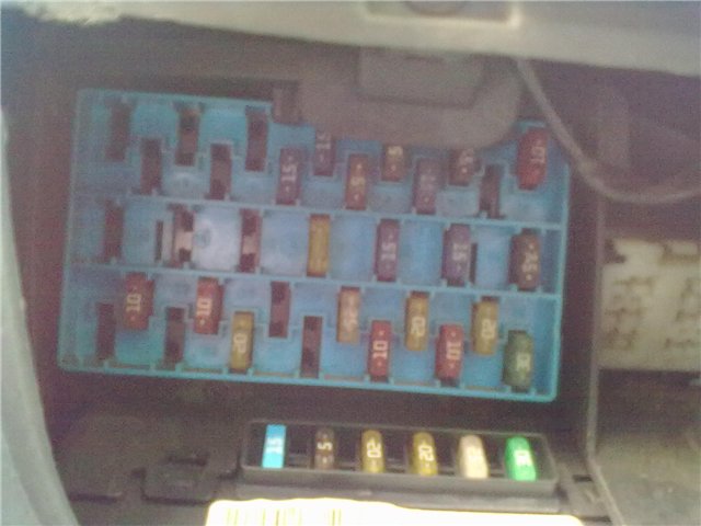 zdjęcie bloku w salonie Renault Megan scenic