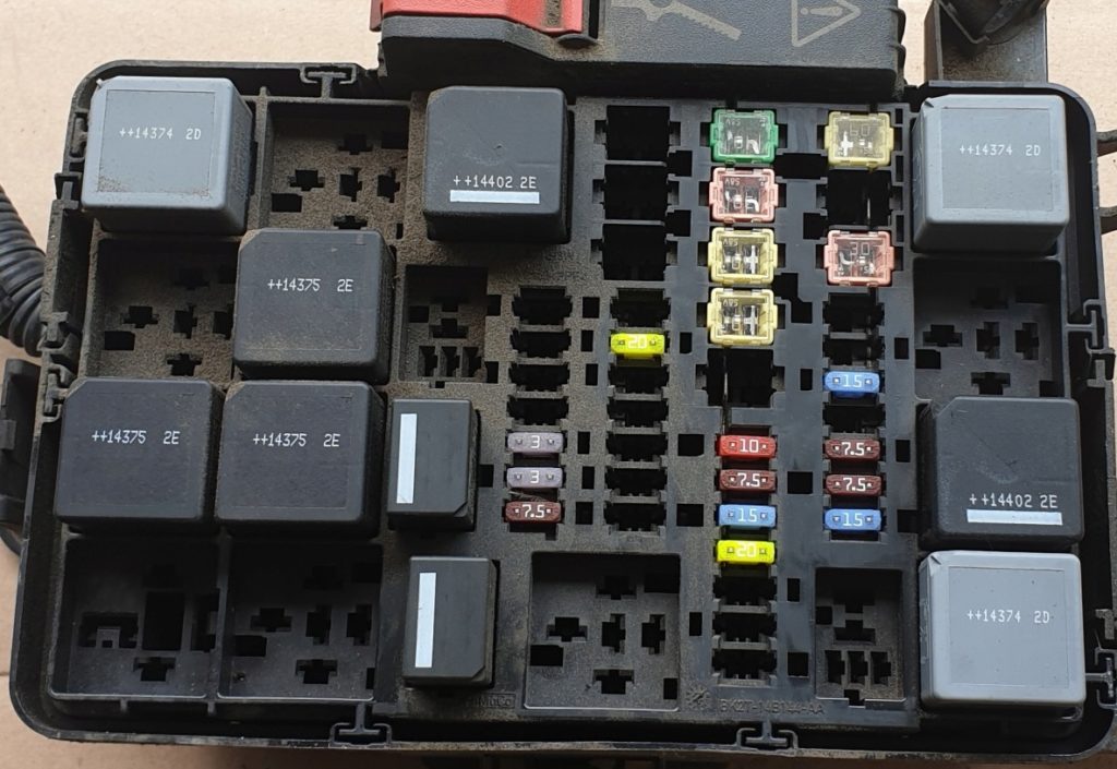Blok pod maską Ford Transit mk8